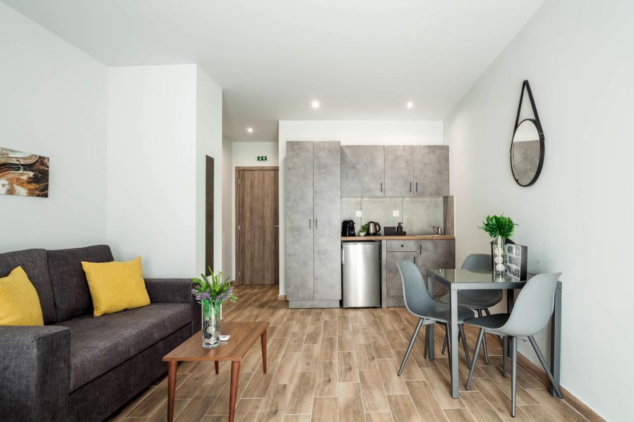 Raise Heraklion Boutique Apartments Exteriör bild