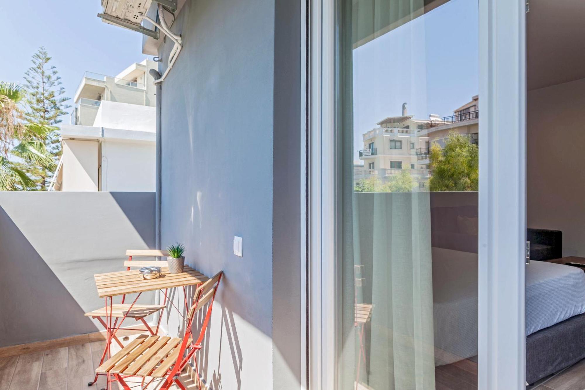 Raise Heraklion Boutique Apartments Rum bild